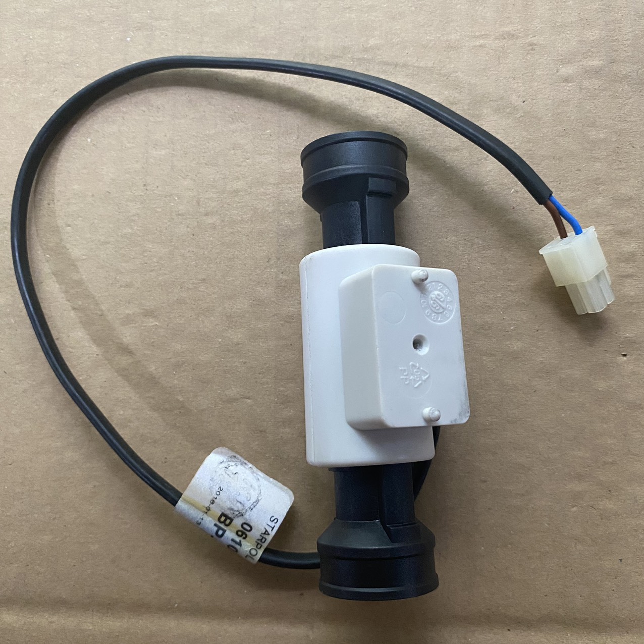 LAMP ASSEMBLY WITH WIRES MÁY HÚT MÙI HAFELE 538.84.233(532.90.038)