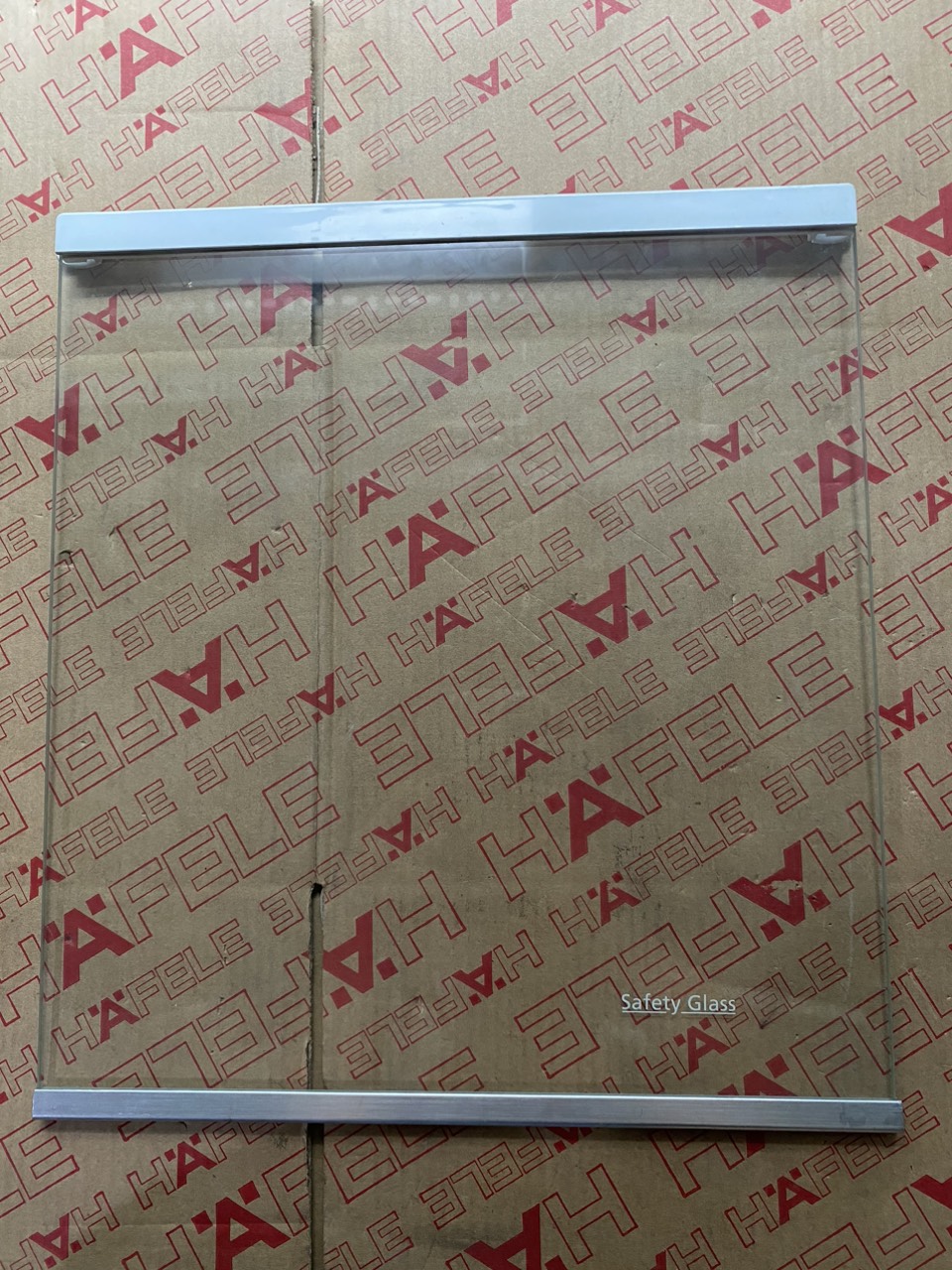 KỆ KÍNH 532.92.097