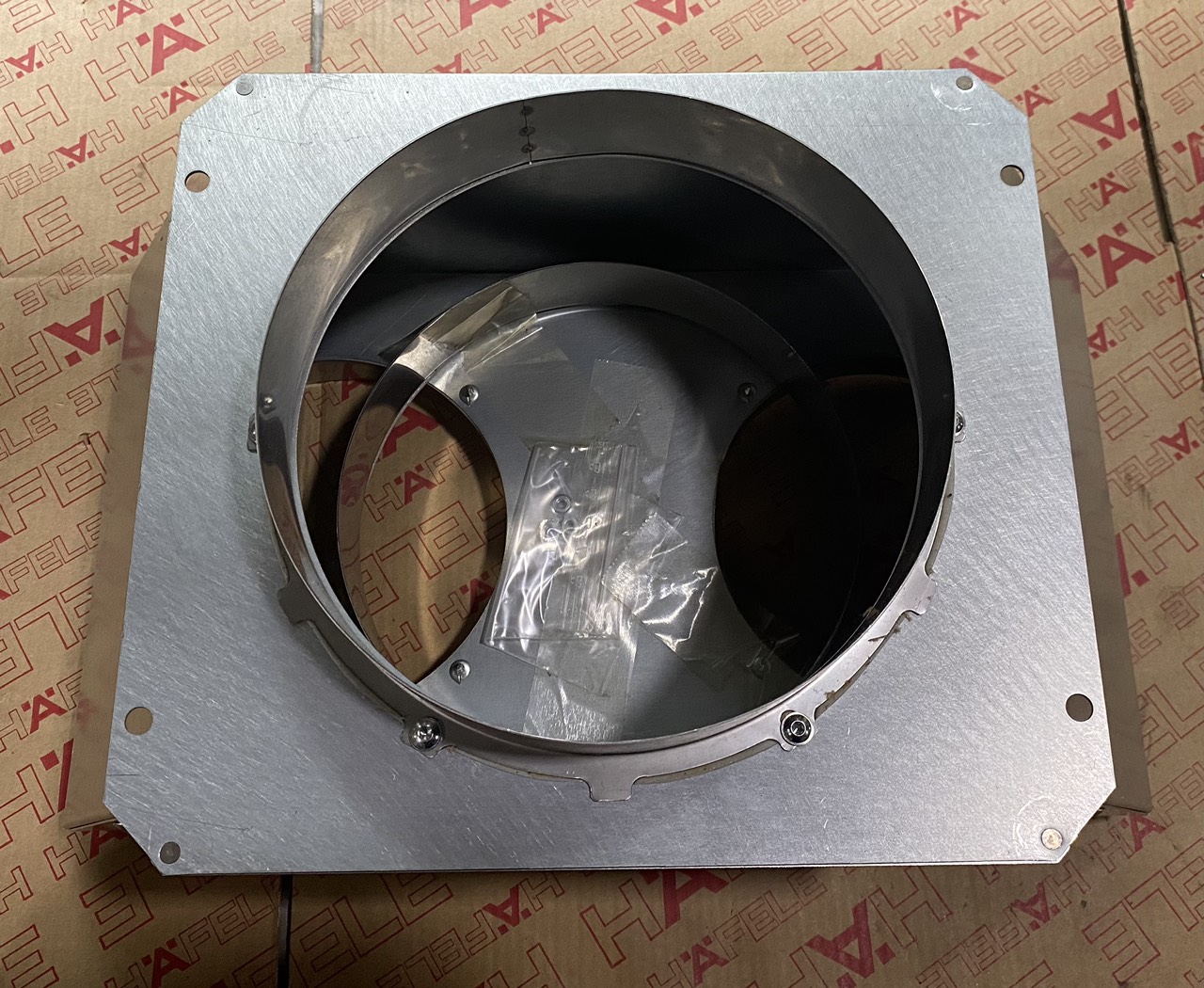 HỘP KHÔNG KHÍ MÁY HÚT  GAGGENAU 90CM 539.86.984